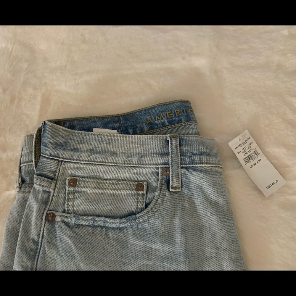 Mens NWT American Eagle jeans! Distressed!!